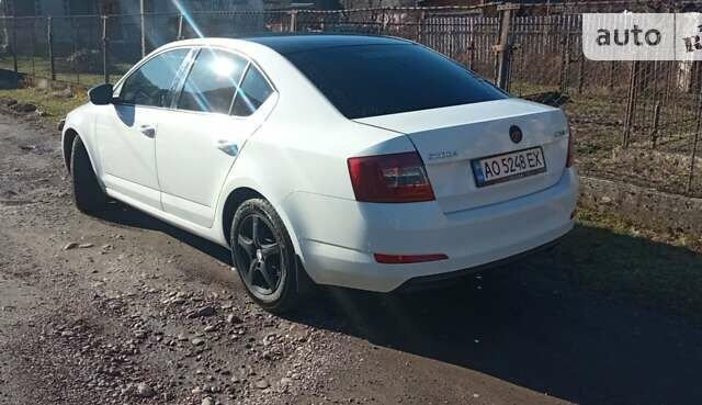 Білий Шкода Октавія, об'ємом двигуна 1.6 л та пробігом 267 тис. км за 8000 $, фото 6 на Automoto.ua