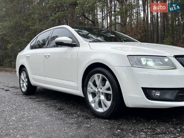 Білий Шкода Октавія, об'ємом двигуна 1.97 л та пробігом 348 тис. км за 14000 $, фото 17 на Automoto.ua