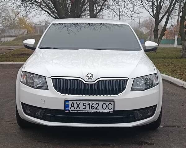 Белый Шкода Октавия, объемом двигателя 1.4 л и пробегом 156 тыс. км за 12200 $, фото 1 на Automoto.ua