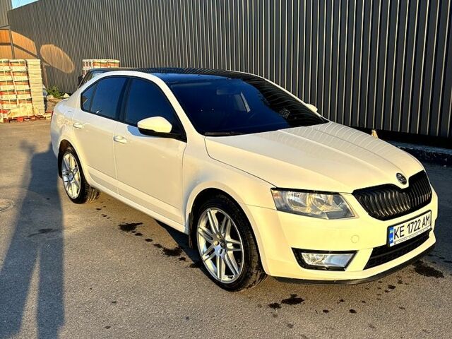 Білий Шкода Октавія, об'ємом двигуна 1.8 л та пробігом 255 тис. км за 11500 $, фото 2 на Automoto.ua