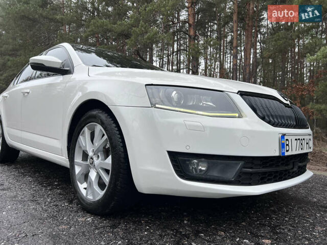 Білий Шкода Октавія, об'ємом двигуна 1.97 л та пробігом 348 тис. км за 14000 $, фото 4 на Automoto.ua