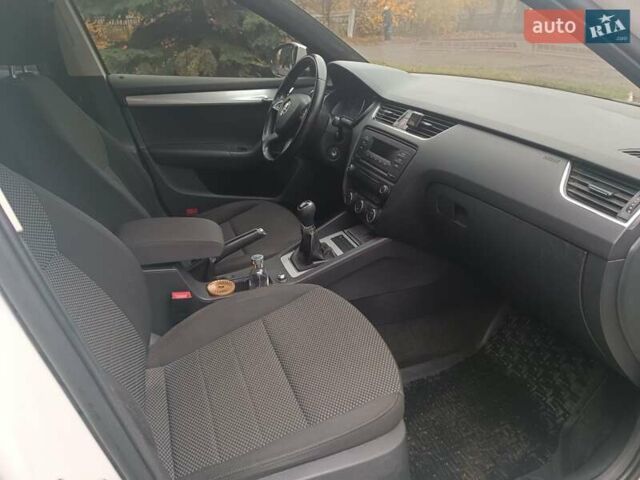 Белый Шкода Октавия, объемом двигателя 1.4 л и пробегом 156 тыс. км за 12200 $, фото 18 на Automoto.ua