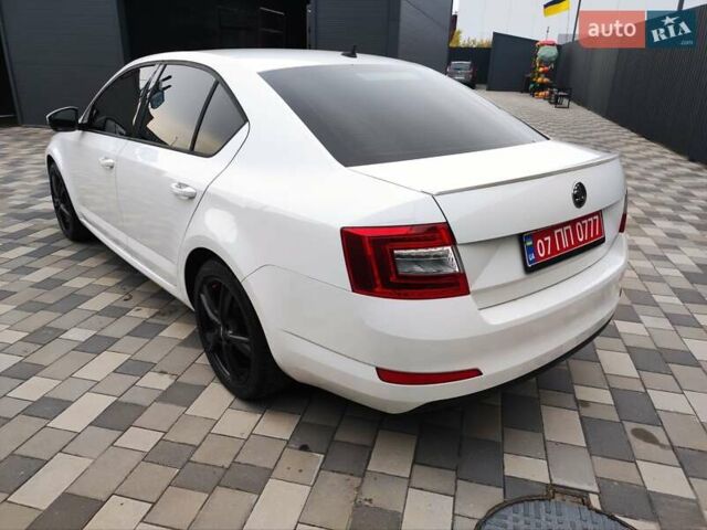 Шкода Октавия 2013 в Полтаве на Automoto.ua Белый Шкода Октавия, объемом двигателя 1.6 л и пробегом 255 тыс. км за 11750 $, фото 17 на Automoto.ua