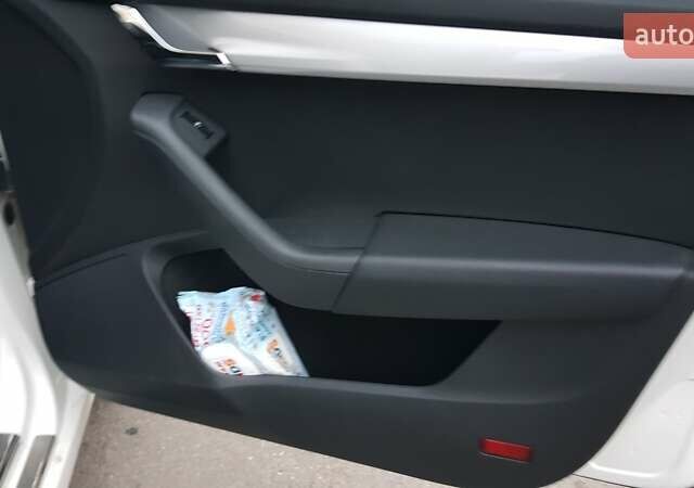 Білий Шкода Октавія, об'ємом двигуна 1.4 л та пробігом 193 тис. км за 11900 $, фото 20 на Automoto.ua