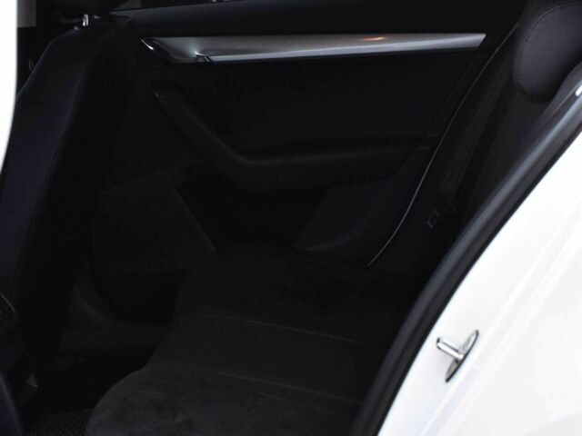 Белый Шкода Октавия, объемом двигателя 1.4 л и пробегом 255 тыс. км за 9950 $, фото 17 на Automoto.ua