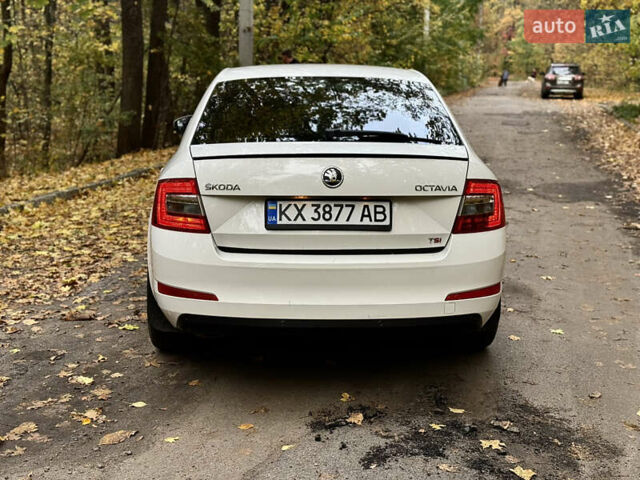 Шкода Октавия 2013 в Харькове на Automoto.ua Белый Шкода Октавия, объемом двигателя 1.8 л и пробегом 237 тыс. км за 9400 $, фото 4 на Automoto.ua