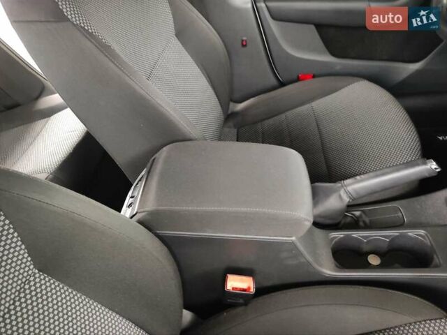 Шкода Октавия 2013 в Полтаве на Automoto.ua Белый Шкода Октавия, объемом двигателя 1.6 л и пробегом 255 тыс. км за 11750 $, фото 67 на Automoto.ua