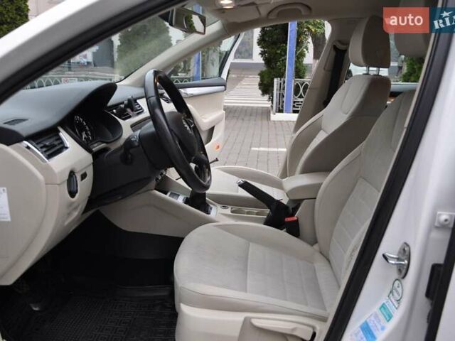 Білий Шкода Октавія, об'ємом двигуна 1.4 л та пробігом 148 тис. км за 9000 $, фото 20 на Automoto.ua