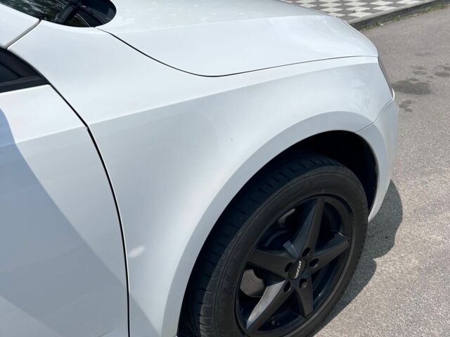 Белый Шкода Октавия, объемом двигателя 1.4 л и пробегом 206 тыс. км за 10600 $, фото 6 на Automoto.ua