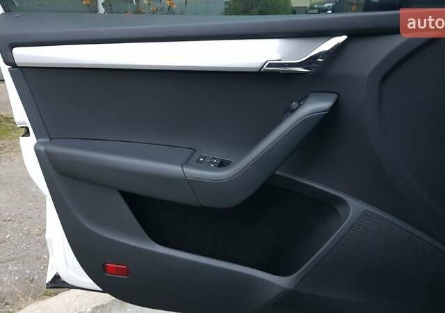 Білий Шкода Октавія, об'ємом двигуна 1.4 л та пробігом 193 тис. км за 11900 $, фото 17 на Automoto.ua