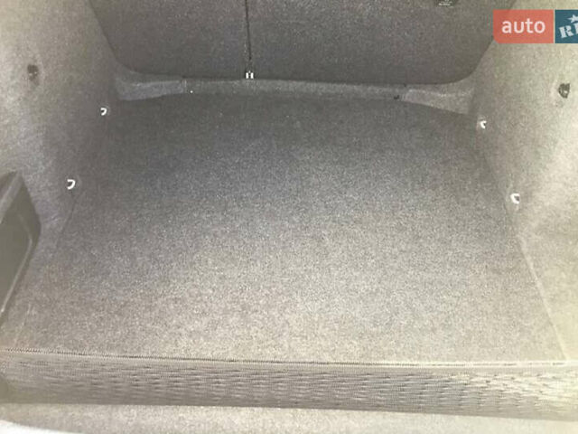 Белый Шкода Октавия, объемом двигателя 1.4 л и пробегом 348 тыс. км за 8700 $, фото 12 на Automoto.ua