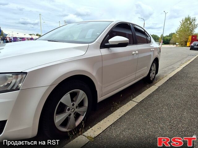 Білий Шкода Октавія, об'ємом двигуна 1.8 л та пробігом 204 тис. км за 9500 $, фото 5 на Automoto.ua