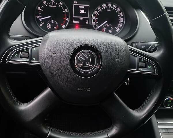 Белый Шкода Октавия, объемом двигателя 1.4 л и пробегом 156 тыс. км за 12200 $, фото 15 на Automoto.ua