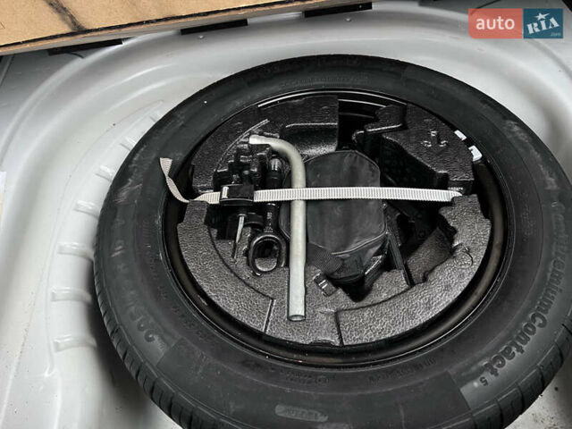 Білий Шкода Октавія, об'ємом двигуна 1.97 л та пробігом 348 тис. км за 14000 $, фото 45 на Automoto.ua