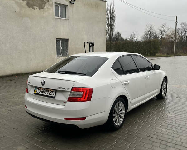 Белый Шкода Октавия, объемом двигателя 1.8 л и пробегом 174 тыс. км за 7999 $, фото 6 на Automoto.ua