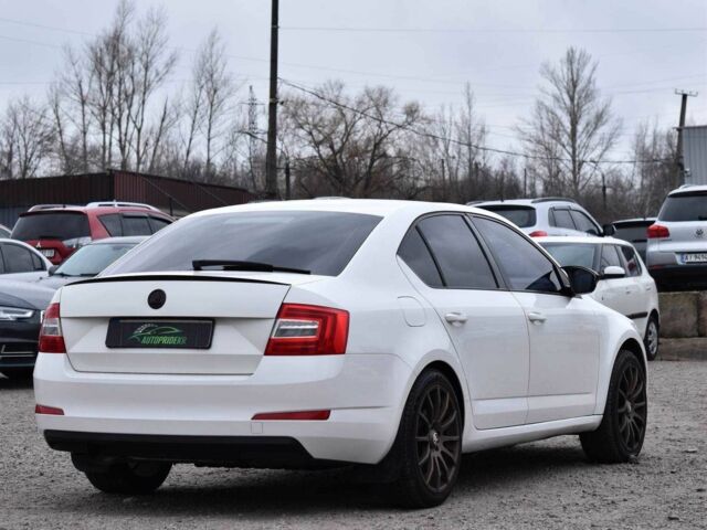 Белый Шкода Октавия, объемом двигателя 1.4 л и пробегом 255 тыс. км за 9950 $, фото 1 на Automoto.ua