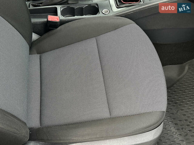 Білий Шкода Октавія, об'ємом двигуна 1.6 л та пробігом 275 тис. км за 8999 $, фото 13 на Automoto.ua