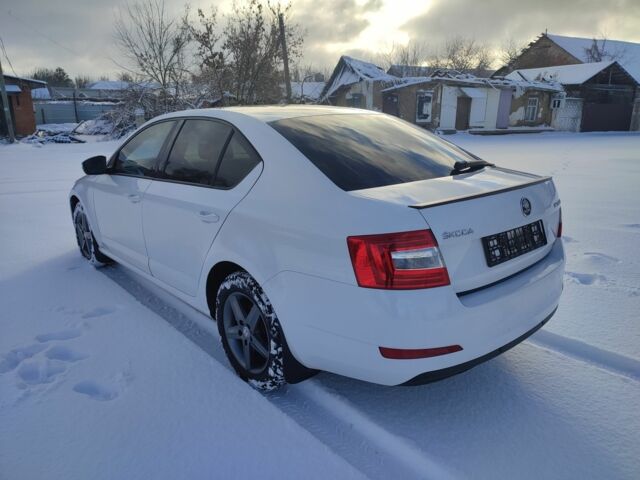 Белый Шкода Октавия, объемом двигателя 1.8 л и пробегом 230 тыс. км за 7700 $, фото 4 на Automoto.ua