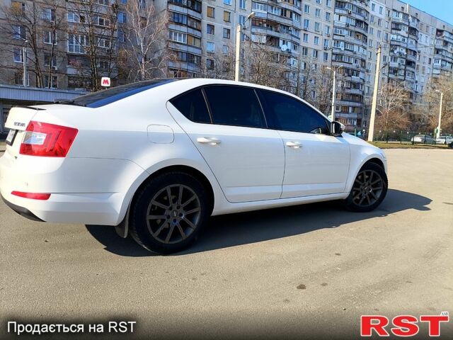 Белый Шкода Октавия, объемом двигателя 1.8 л и пробегом 233 тыс. км за 9600 $, фото 7 на Automoto.ua