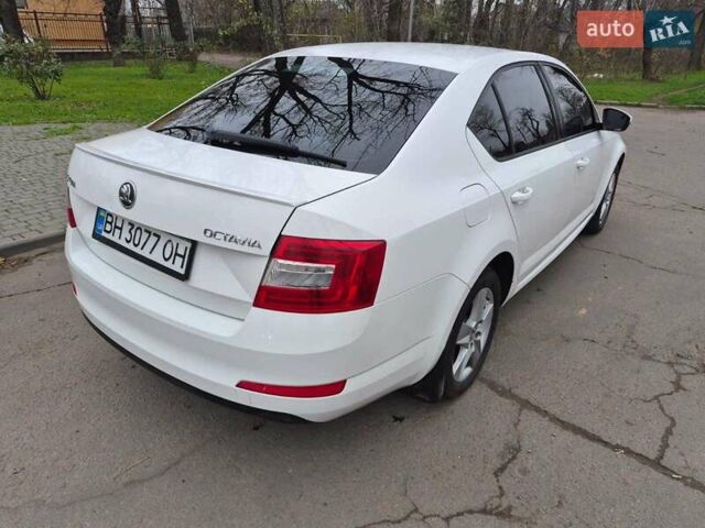 Білий Шкода Октавія, об'ємом двигуна 1.8 л та пробігом 250 тис. км за 9999 $, фото 5 на Automoto.ua