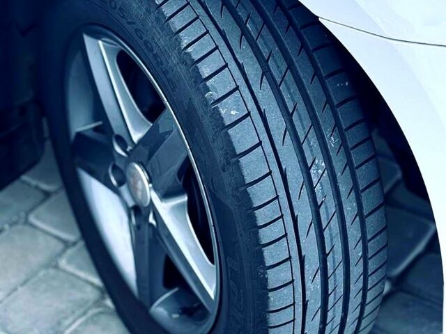 Шкода Октавия 2013 в Полтаве на Automoto.ua Белый Шкода Октавия, объемом двигателя 1.8 л и пробегом 225 тыс. км за 8499 $, фото 8 на Automoto.ua