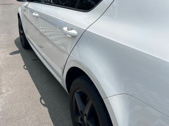 Белый Шкода Октавия, объемом двигателя 1.4 л и пробегом 206 тыс. км за 10600 $, фото 4 на Automoto.ua