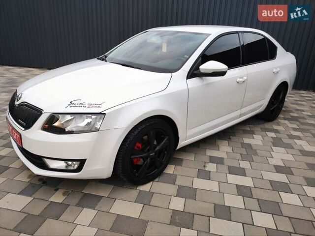 Шкода Октавия 2013 в Полтаве на Automoto.ua Белый Шкода Октавия, объемом двигателя 1.6 л и пробегом 255 тыс. км за 11750 $, фото 3 на Automoto.ua