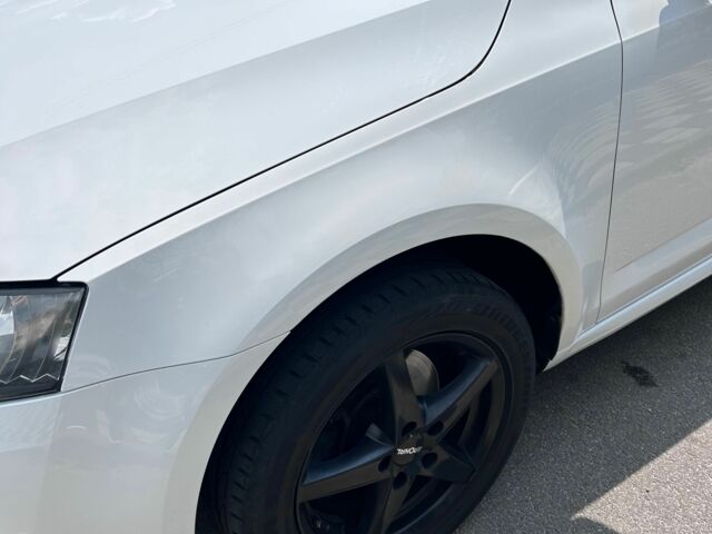 Белый Шкода Октавия, объемом двигателя 1.4 л и пробегом 206 тыс. км за 10600 $, фото 5 на Automoto.ua