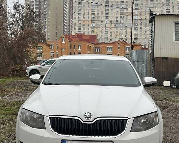 Белый Шкода Октавия, объемом двигателя 1.97 л и пробегом 282 тыс. км за 11000 $, фото 1 на Automoto.ua