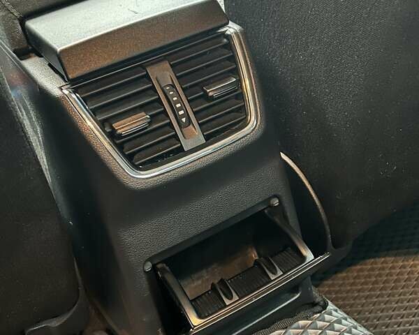 Белый Шкода Октавия, объемом двигателя 1.4 л и пробегом 198 тыс. км за 10800 $, фото 6 на Automoto.ua