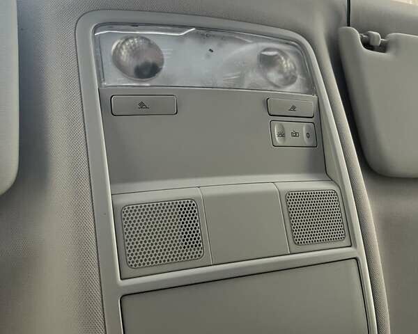 Белый Шкода Октавия, объемом двигателя 1.4 л и пробегом 198 тыс. км за 10800 $, фото 11 на Automoto.ua