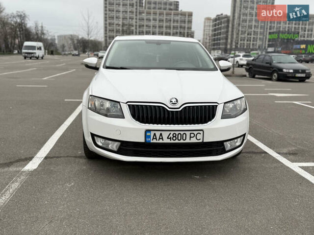 Белый Шкода Октавия, объемом двигателя 1.4 л и пробегом 174 тыс. км за 10200 $, фото 2 на Automoto.ua