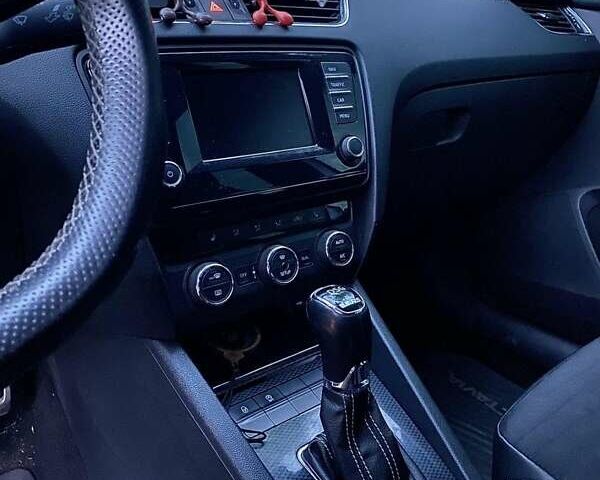 Белый Шкода Октавия, объемом двигателя 1.97 л и пробегом 286 тыс. км за 11900 $, фото 3 на Automoto.ua