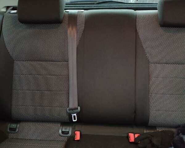 Белый Шкода Октавия, объемом двигателя 1.8 л и пробегом 130 тыс. км за 10599 $, фото 2 на Automoto.ua