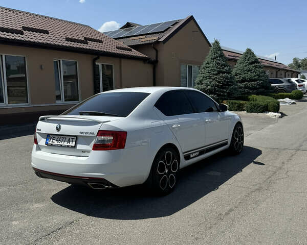 Белый Шкода Октавия, объемом двигателя 1.98 л и пробегом 126 тыс. км за 14500 $, фото 4 на Automoto.ua