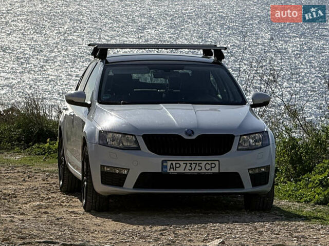 Белый Шкода Октавия, объемом двигателя 1.8 л и пробегом 287 тыс. км за 8500 $, фото 1 на Automoto.ua