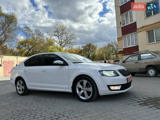 Шкода Октавия 2014 в Каменце-Подольском на Automoto.ua Белый Шкода Октавия, объемом двигателя 1.6 л и пробегом 180 тыс. км за 10800 $, фото 6 на Automoto.ua