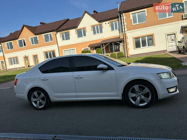 Белый Шкода Октавия, объемом двигателя 1.6 л и пробегом 183 тыс. км за 10300 $, фото 19 на Automoto.ua