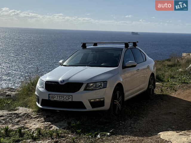 Белый Шкода Октавия, объемом двигателя 1.8 л и пробегом 287 тыс. км за 8500 $, фото 2 на Automoto.ua