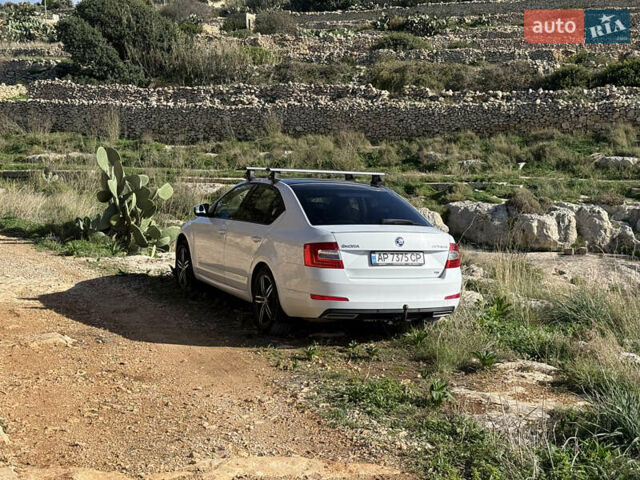 Белый Шкода Октавия, объемом двигателя 1.8 л и пробегом 287 тыс. км за 8500 $, фото 11 на Automoto.ua