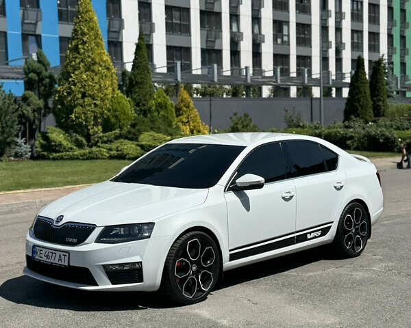 Белый Шкода Октавия, объемом двигателя 1.98 л и пробегом 126 тыс. км за 14500 $, фото 9 на Automoto.ua
