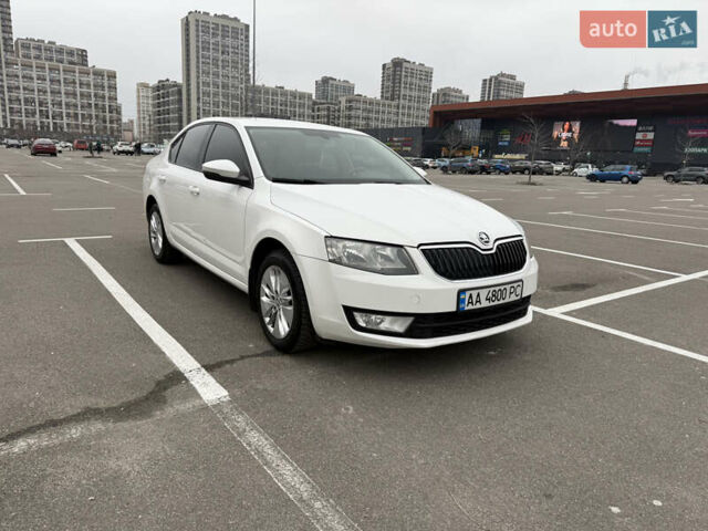 Белый Шкода Октавия, объемом двигателя 1.4 л и пробегом 174 тыс. км за 10200 $, фото 4 на Automoto.ua