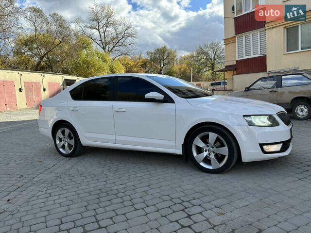 Белый Шкода Октавия, объемом двигателя 1.6 л и пробегом 180 тыс. км за 10700 $, фото 10 на Automoto.ua