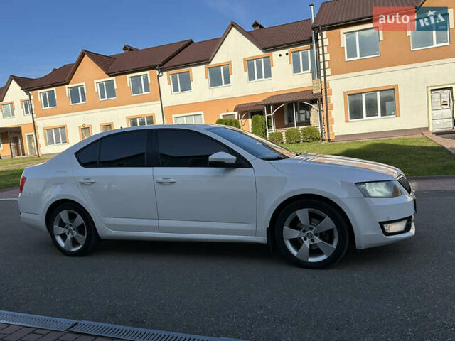 Белый Шкода Октавия, объемом двигателя 1.6 л и пробегом 183 тыс. км за 10300 $, фото 16 на Automoto.ua