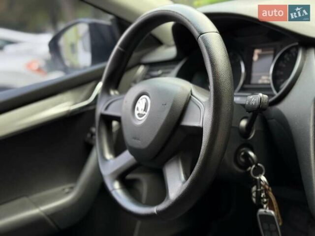 Белый Шкода Октавия, объемом двигателя 1.4 л и пробегом 287 тыс. км за 8299 $, фото 15 на Automoto.ua