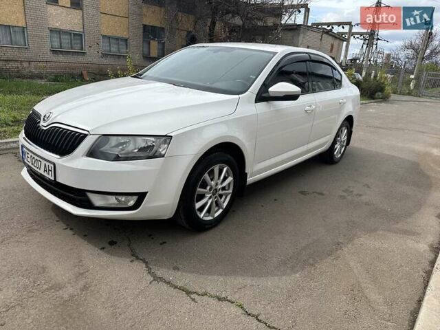 Білий Шкода Октавія, об'ємом двигуна 1.4 л та пробігом 212 тис. км за 9400 $, фото 1 на Automoto.ua