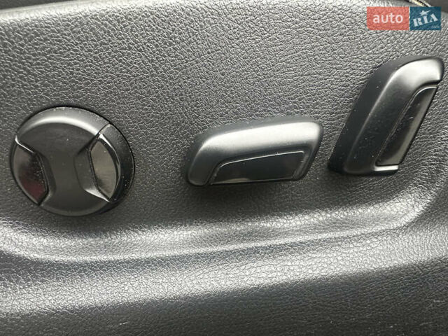 Білий Шкода Октавія, об'ємом двигуна 1.97 л та пробігом 295 тис. км за 12700 $, фото 33 на Automoto.ua