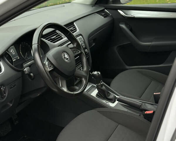 Белый Шкода Октавия, объемом двигателя 1.4 л и пробегом 181 тыс. км за 10200 $, фото 9 на Automoto.ua