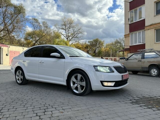 Білий Шкода Октавія, об'ємом двигуна 1.6 л та пробігом 180 тис. км за 10700 $, фото 3 на Automoto.ua