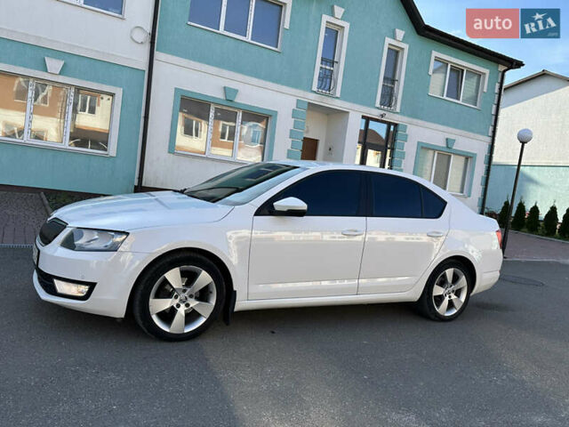 Белый Шкода Октавия, объемом двигателя 1.6 л и пробегом 183 тыс. км за 10300 $, фото 5 на Automoto.ua
